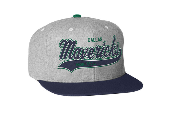 Mitchell & Ness NBA Dallas Mavericks Heather Tailsweeper Strapback